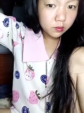 Quynhsumon online show from 21, 3, 2026