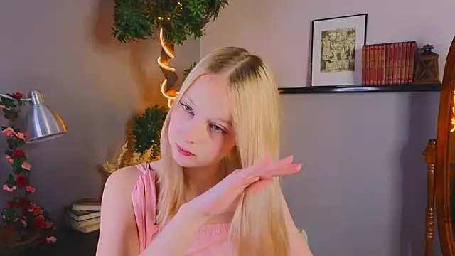 YungLyssy online show from 16, 11, 2025