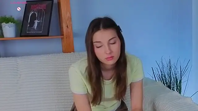 Snapshot of KateCahee chatting on 2, 12, 2025 KateCahee online show from 2, 12, 2025