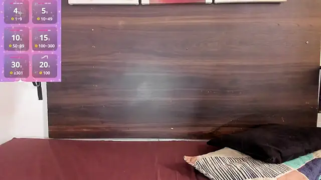 Snapshot of Debora_Cienfuegos25 chatting on 29, 10, 2025 Debora Cienfuegos25 online show from 29, 10, 2025