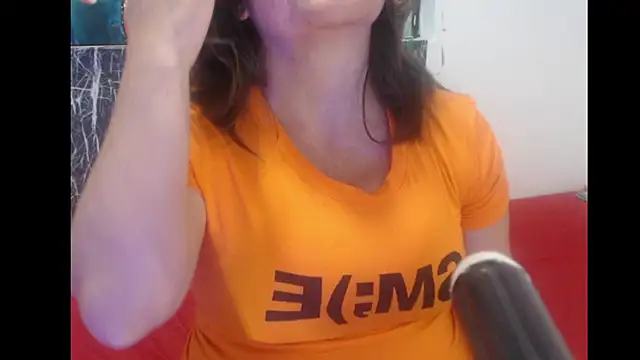 Snapshot of Debora_Cienfuegos25 chatting on 2, 12, 2025 Debora Cienfuegos25 online show from 2, 12, 2025