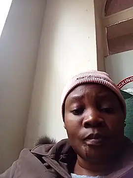 Snapshot of blackbeautyxx92 chatting on 17, 11, 2025 blackbeautyxx92 online show from 17, 11, 2025