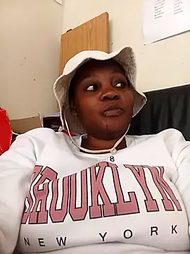 Snapshot of blackbeautyxx92 chatting on 3, 12, 2025 blackbeautyxx92 online show from 3, 12, 2025