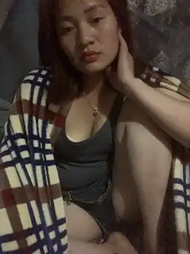 Snapshot of Lara-11 chatting on 3, 12, 2025 Lara-11 online show from 3, 12, 2025