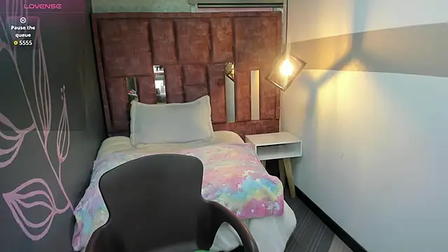 Snapshot of Alice__Morgan_ chatting on 18, 12, 2025 Alice Morgan online show from 18, 12, 2025