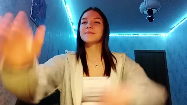 Beauty miIa online show from 27, 10, 2025