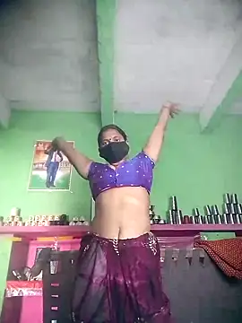 Snapshot of QRESABABY chatting on 13, 11, 2025 QRESABABY online show from 13, 11, 2025