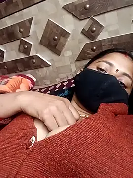 Snapshot of QRESABABY chatting on 18, 11, 2025 QRESABABY online show from 18, 11, 2025