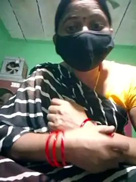 Snapshot of QRESABABY chatting on 28, 11, 2025 QRESABABY online show from 28, 11, 2025