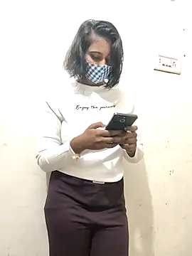 Rinki hoty online show from 3, 11, 2025