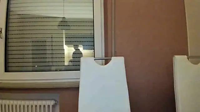 Snapshot of Blueskynicci chatting on 23, 12, 2025 Blueskynicci online show from 23, 12, 2025