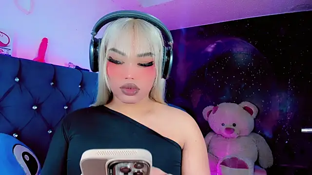 Snapshot of Alannys_xHotx chatting on 27, 2, 2026 Alannys xHotx online show from 27, 2, 2026