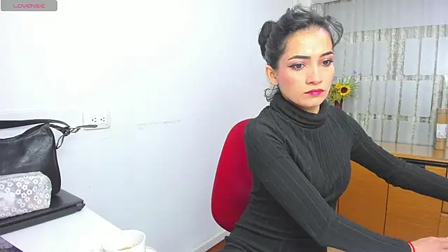 chloehanna online show from 21, 12, 2025