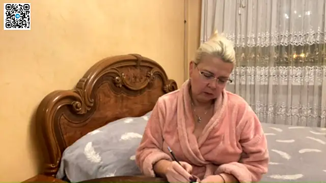 Snapshot of Galatea_2025 chatting on 5, 11, 2025 Galatea 2025 online show from 5, 11, 2025