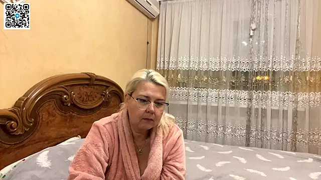 Snapshot of Galatea_2025 chatting on 13, 11, 2025 Galatea 2025 online show from 13, 11, 2025