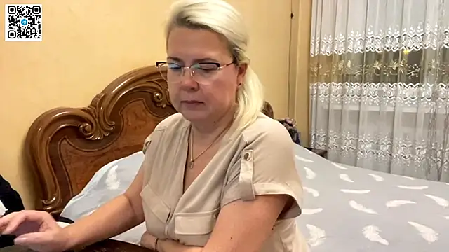 Snapshot of Galatea_2025 chatting on 30, 11, 2025 Galatea 2025 online show from 30, 11, 2025