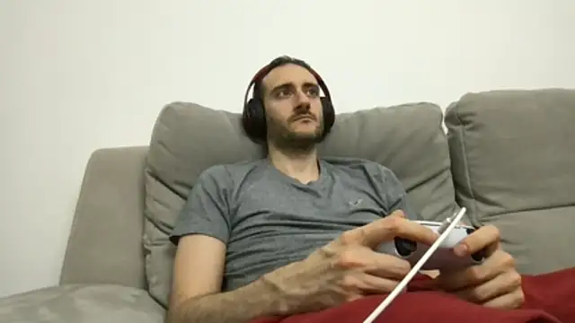 Snapshot of LukaShyGuy chatting on 22, 5, 2026 LukaShyGuy online show from 22, 5, 2026