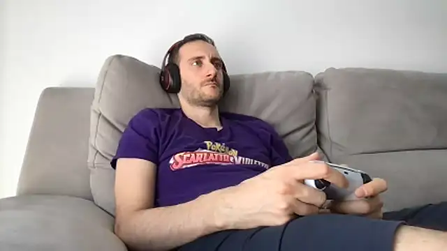 Snapshot of LukaShyGuy chatting on 26, 5, 2026 LukaShyGuy online show from 26, 5, 2026