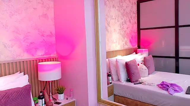 AdelineJhones online show from 7, 1, 2026