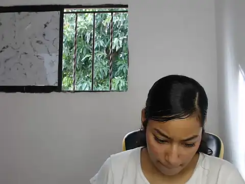 emily stars1 online show from 25, 11, 2025