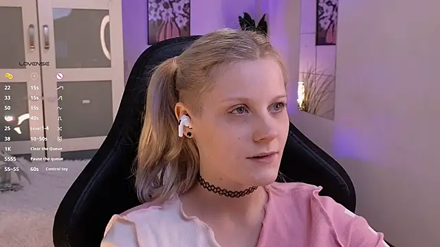 Snapshot of ShineJoan chatting on 29, 11, 2025 ShineJoan online show from 29, 11, 2025