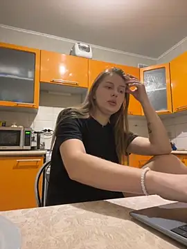 Snapshot of Elina1 chatting on 16, 11, 2025 Elina1 online show from 16, 11, 2025