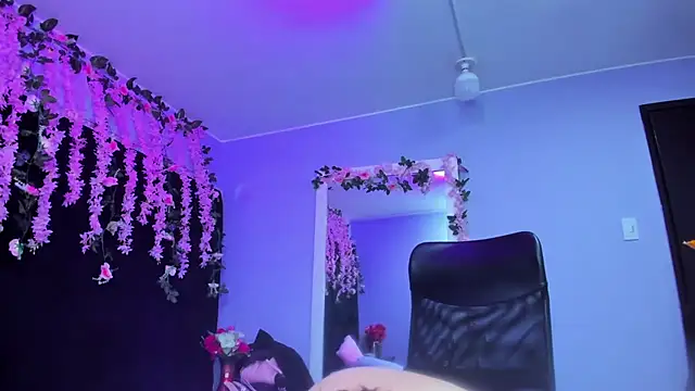 Gabyy Cooper  online show from 29, 11, 2025