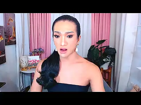 Snapshot of DianaFierce chatting on 24, 11, 2025 DianaFierce online show from 24, 11, 2025
