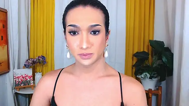 Snapshot of DianaFierce chatting on 16, 12, 2025 DianaFierce online show from 16, 12, 2025