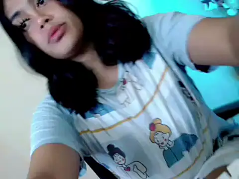 sassysiren28 online show from 23, 2, 2026