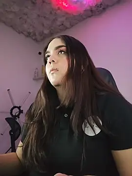 mirandahvelez online show from 14, 11, 2025