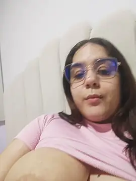 mirandahvelez online show from 14, 12, 2025