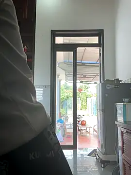 Snapshot of Emily-y chatting on 1, 12, 2025 Emily-y online show from 1, 12, 2025