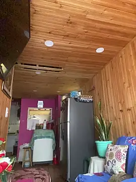 Snapshot of Emilyy-18 chatting on 29, 11, 2025 Emilyy-18 online show from 29, 11, 2025