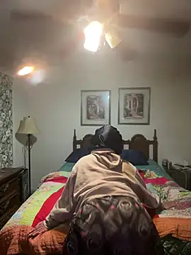 CreammieDelite online show from 25, 2, 2026