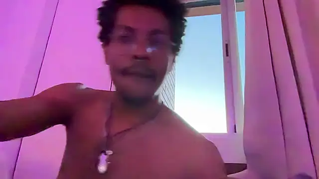 Snapshot of Albert_Madrid chatting on 17, 6, 2026 Albert Madrid online show from 17, 6, 2026