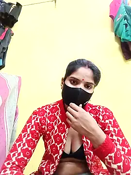 Snapshot of Shreya-750 chatting on 11, 11, 2025 Shreya-750 online show from 11, 11, 2025