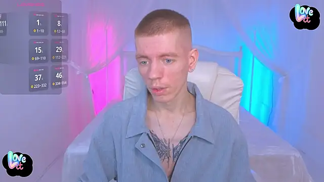 Cristian  Dior online show from 22, 11, 2025