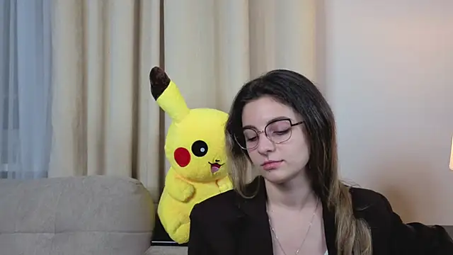 CasandraMickell online show from 2, 11, 2025