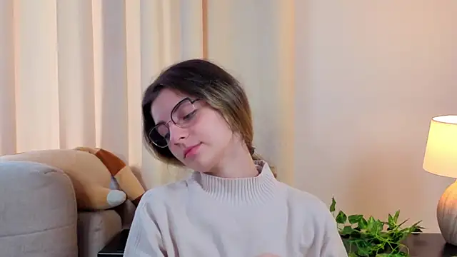 CasandraMickell online show from 4, 11, 2025