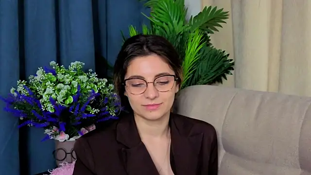 CasandraMickell online show from 7, 11, 2025