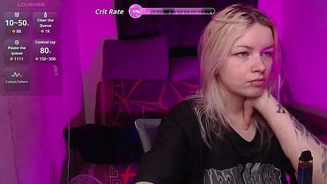 Snapshot of CherryNight6 chatting on 26, 5, 2026 CherryNight6 online show from 26, 5, 2026
