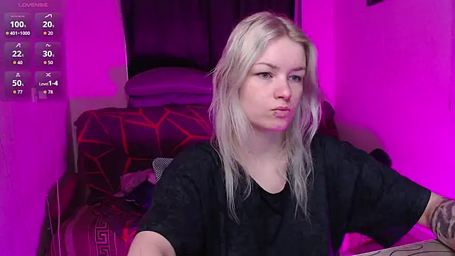 Snapshot of CherryNight6 chatting on 28, 6, 2026 CherryNight6 online show from 28, 6, 2026