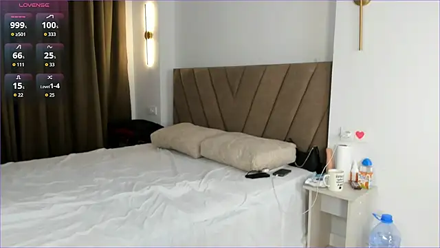 Snapshot of Sunae_love chatting on 25, 10, 2025 Sunae love online show from 25, 10, 2025