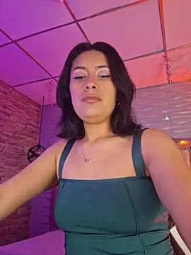 Roxanne Han online show from 17, 2, 2026