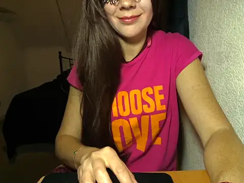 Aromaloveqq online show from 16, 11, 2025