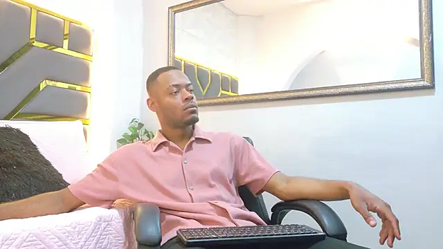 Snapshot of Neytanmalcon chatting on 14, 11, 2025 Neytanmalcon online show from 14, 11, 2025