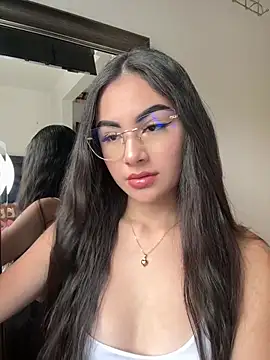 IslaCole online show from 17, 3, 2026