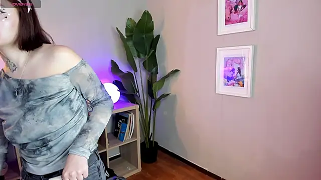 Snapshot of lexirouge__ chatting on 30, 10, 2025 lexirouge online show from 30, 10, 2025