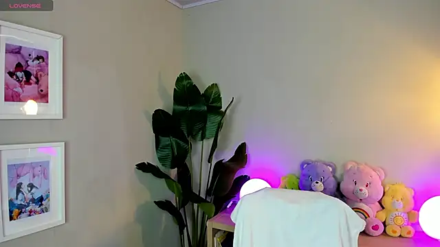 Snapshot of lexirouge__ chatting on 22, 11, 2025 lexirouge online show from 22, 11, 2025